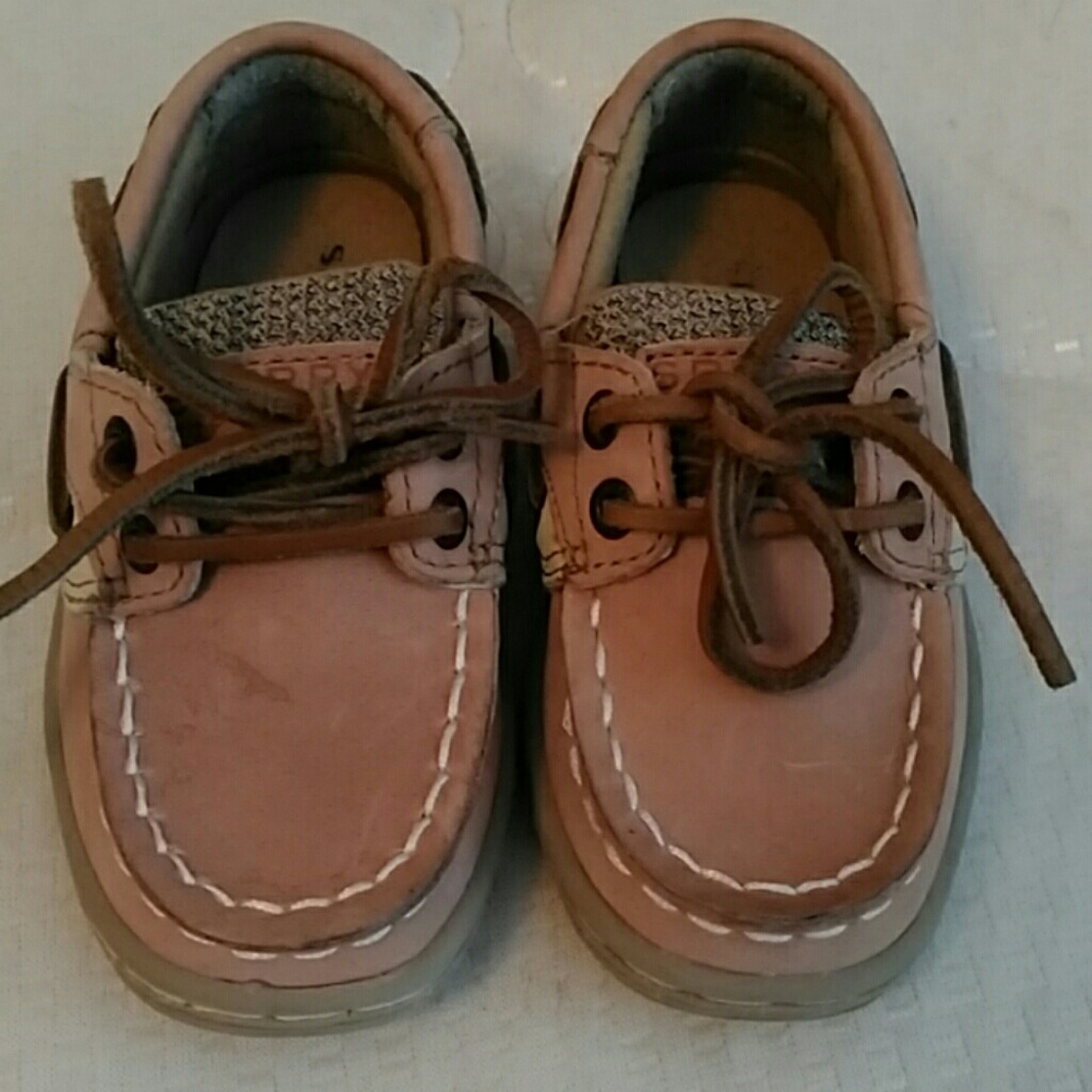 Sperry leather boat shoes